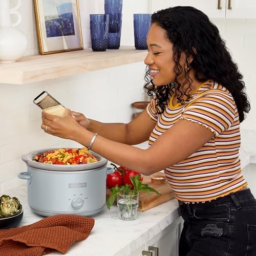 Crock-Pot 4.5 Quart Manual Slow Cooker – Macaroon Blue 4CRG